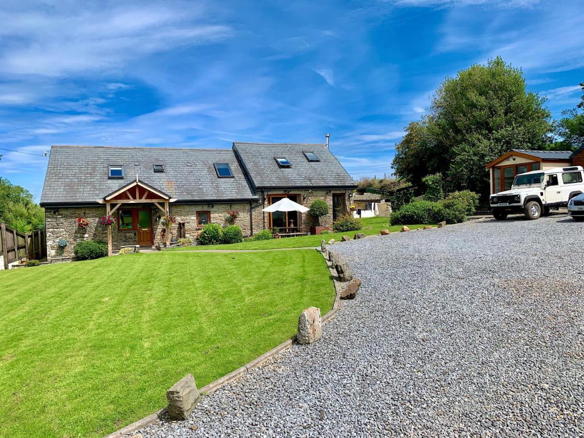Beudy Bach Bed & Breakfast Cross Hands Eksteriør bilde
