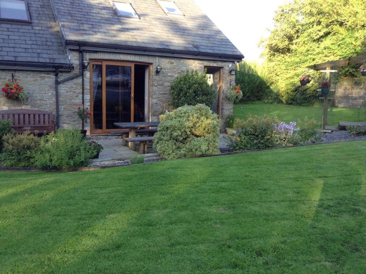Beudy Bach Bed & Breakfast Cross Hands Eksteriør bilde